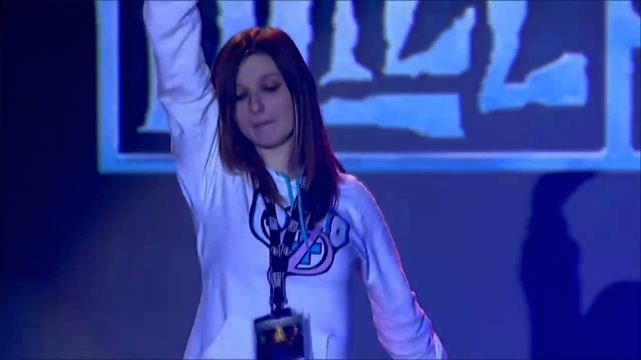 FEMALE DRAENEI -  BLIZZCON DANCE CONTEST