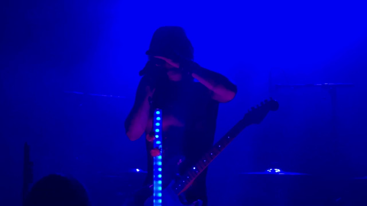 &ldquo;End of an Era&rdquo; - Marianas Trench (live)