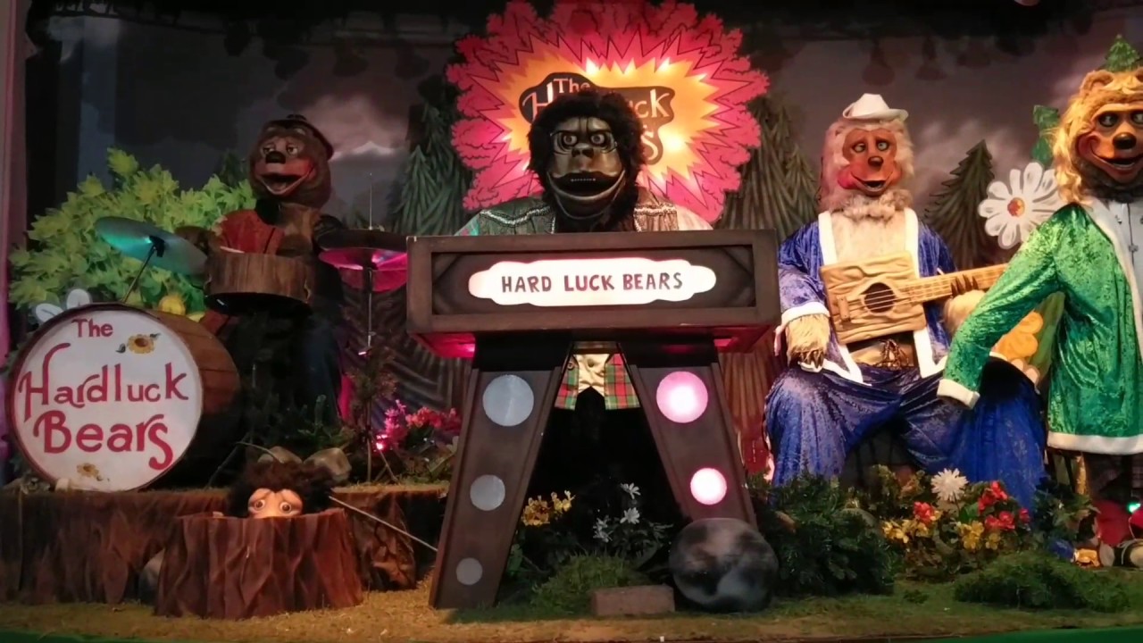 The Hard Luck Bear Jamboree at Gulliver's World in 2017 (frozen character's)