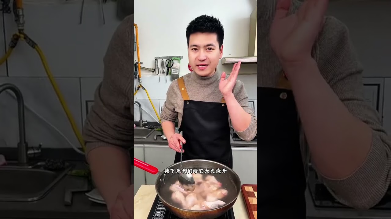 芋头和鸡腿同时倒进电饭锅里，出锅就是芋头和鸡腿的神仙吃法，软烂脱骨#芋头烧鸡腿 #美食 #美食做法 #美食教程#家常菜