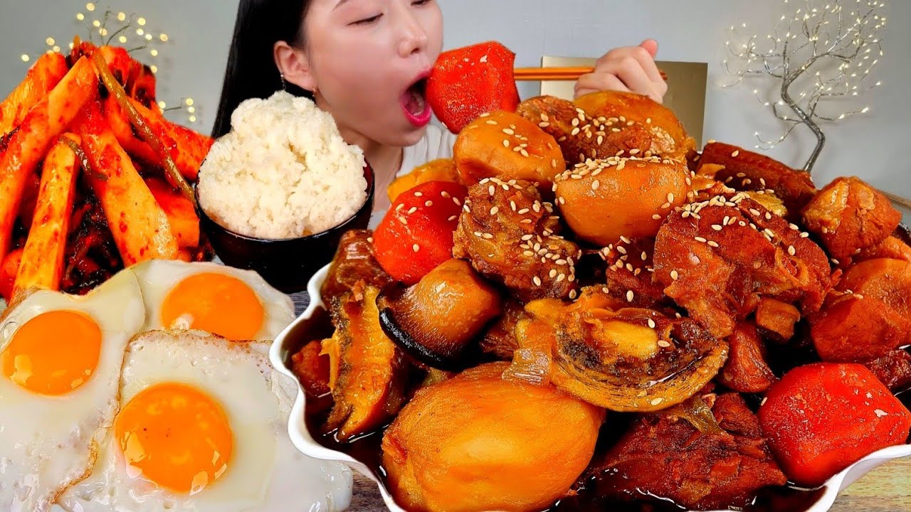 ASMR 단짠단짠 간장 전복 돼지갈비찜 총각김치 밥 리얼먹방 :) Korean cuisine Braised pork ribs MUKBANG