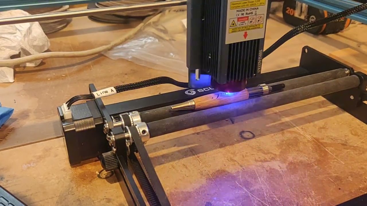 handcraftedbyandrew Laser pen