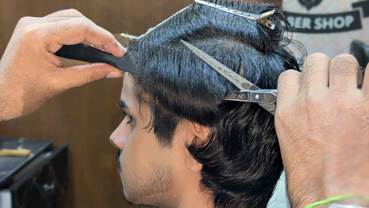 ASMR barber 💈 Amazing scissor haircut transmission 