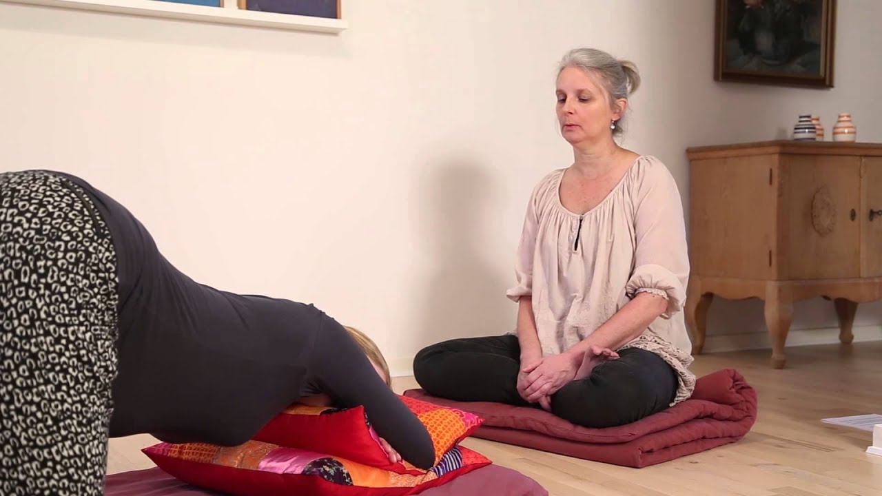 Bækkenbundstræning - fødselsforberedelse med yoga