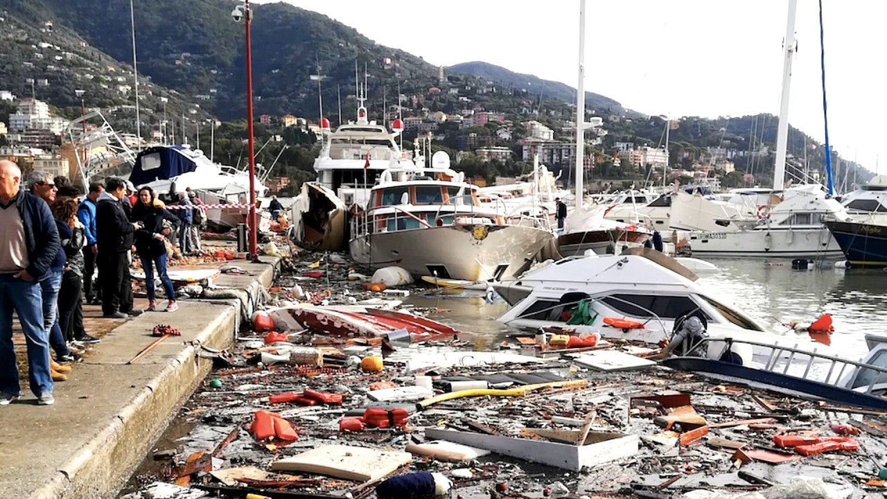 Wave of extreme weather sweeps across Italy: Floods in Rome