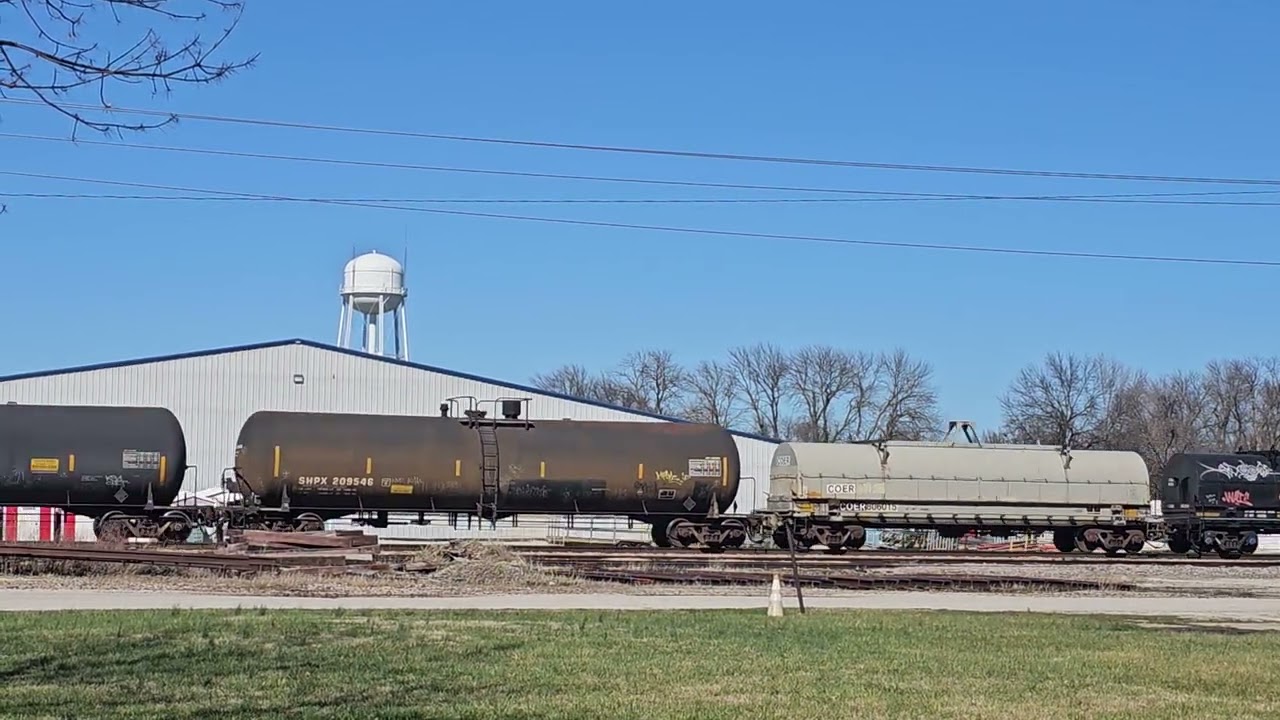 BNSF 5095, CN 8902,  CN 2541 & DPU 6049