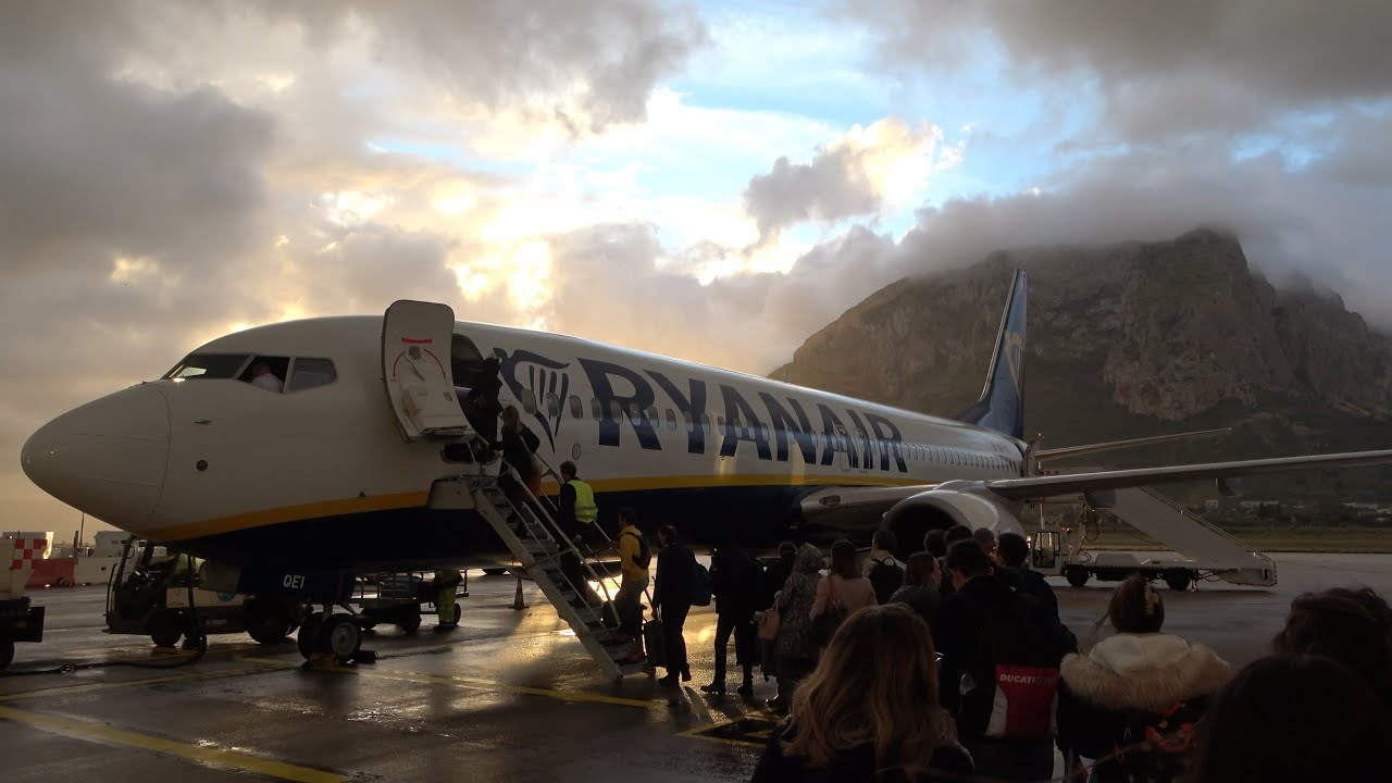 Tripreport | Malta Air (Ryanair) Boeing 737-800 | Palermo - Rome Fiumicino