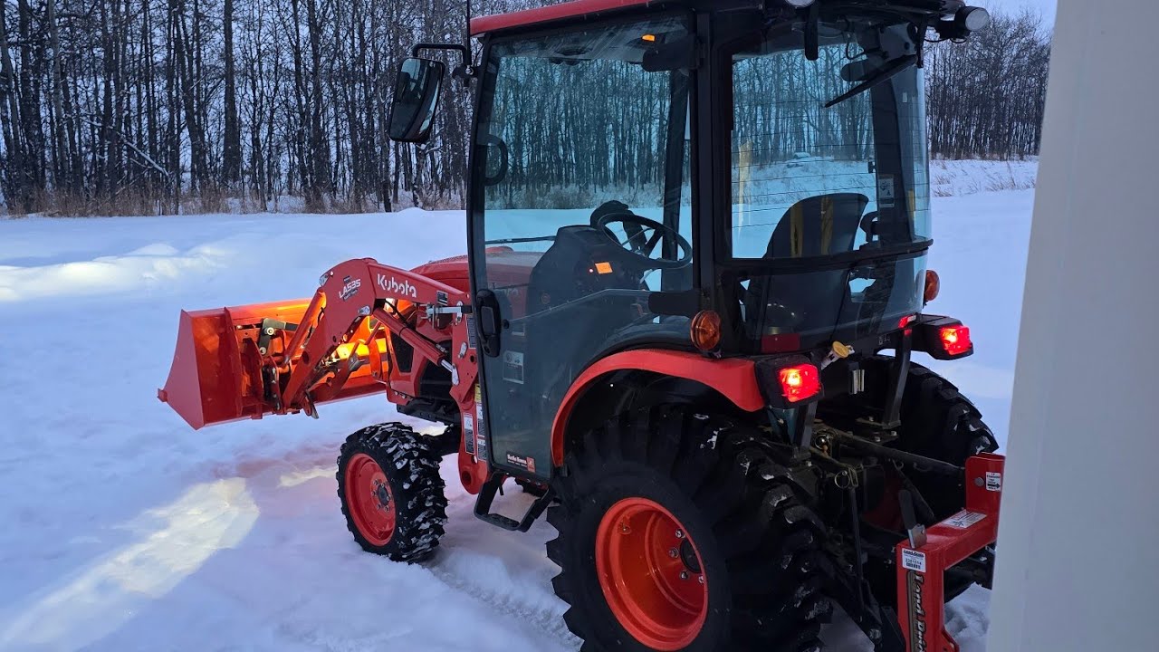 We love our Kubota LX2620 Tractor! Tractor and implements overview.