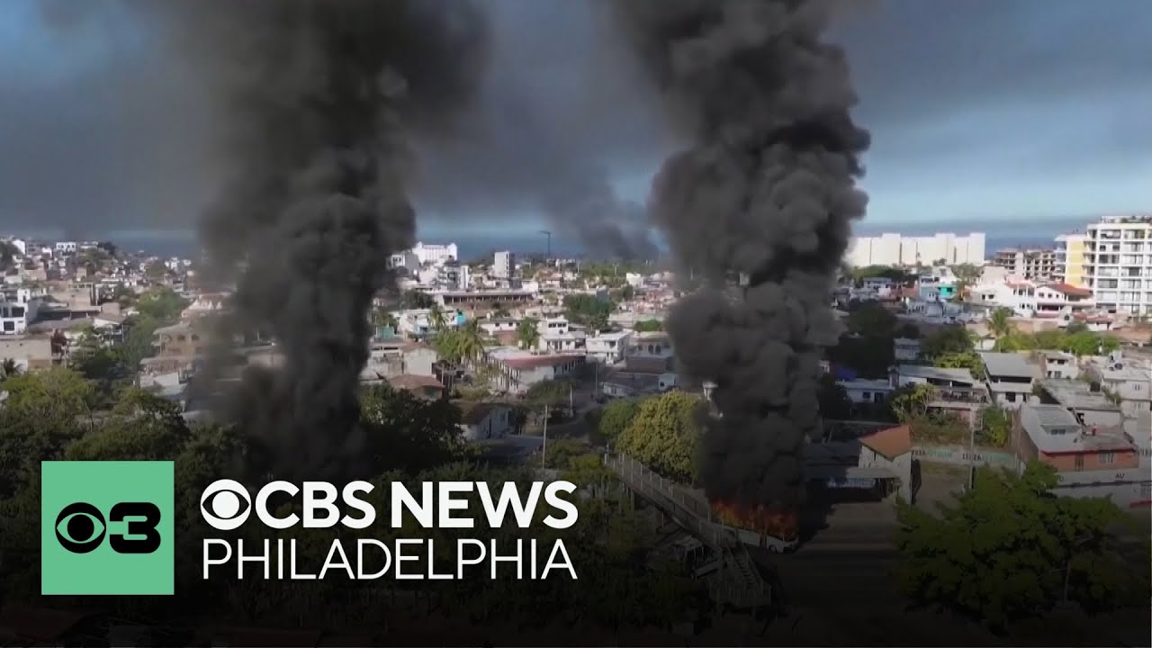Cartel violence erupts in Puerto Vallarta, Mexico after killing of drug lord 