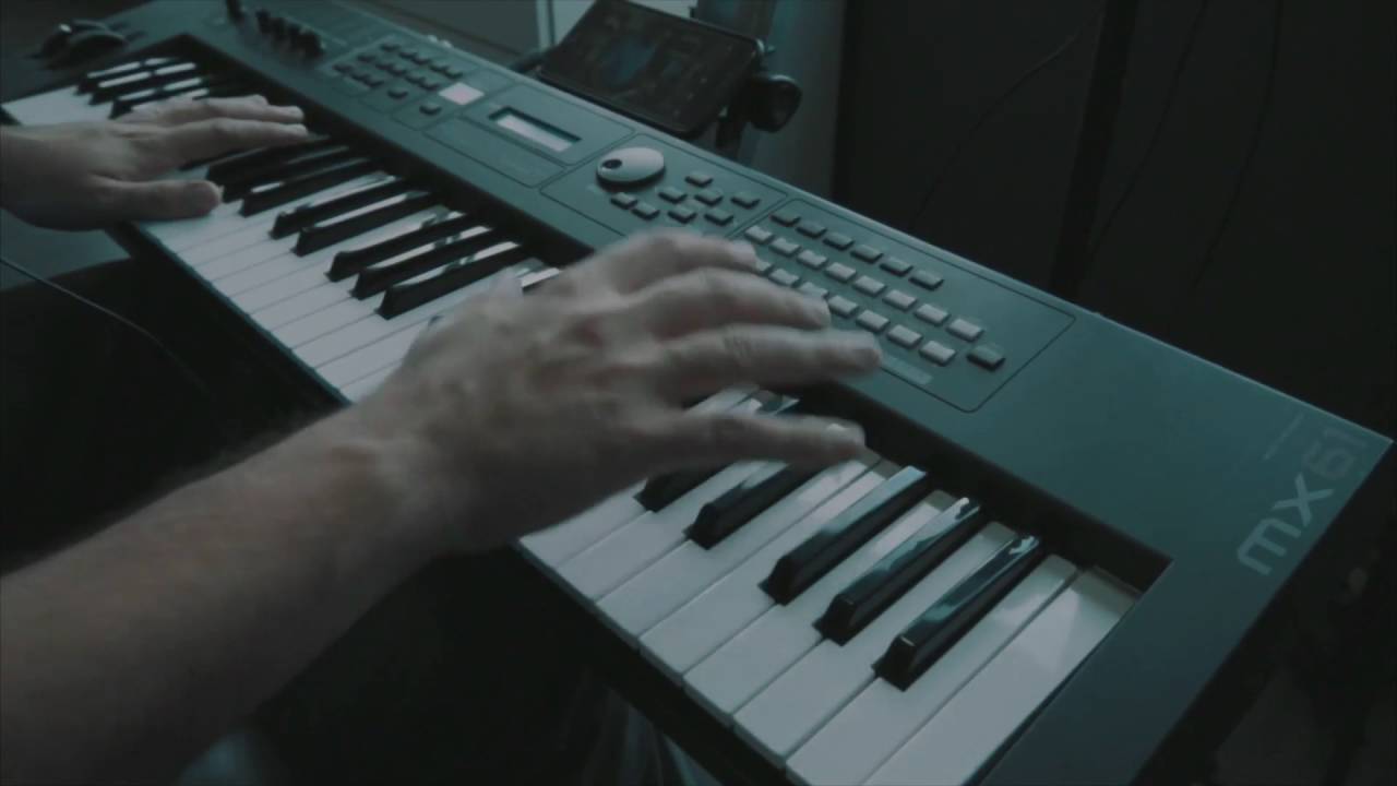 DEMO Yamaha MX 61 | #10min TritonSamples