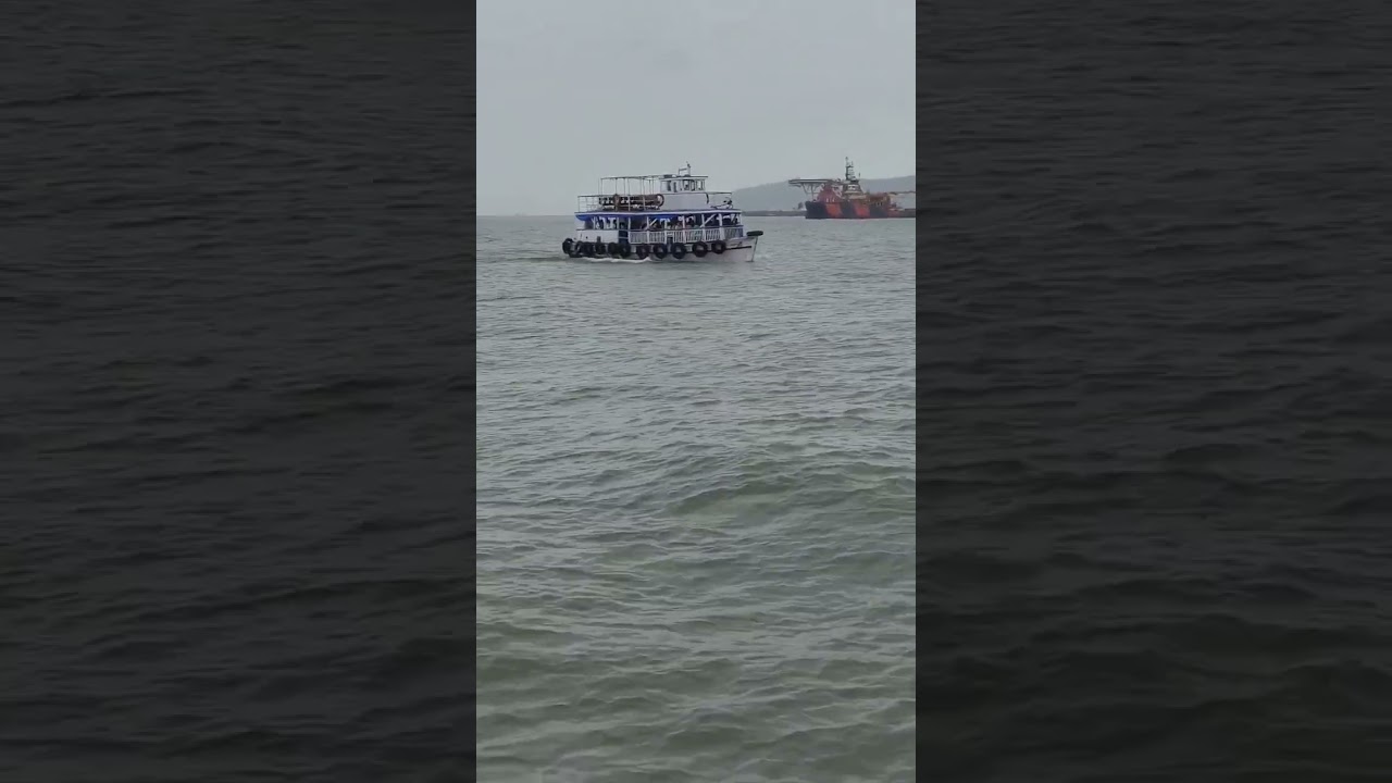 तूफान में फंसा जहाज😭 || mumbai sea incident #mumbai #maharashtra #up