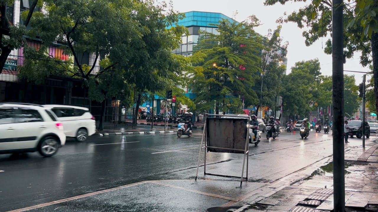 City Sounds After Rain in Bandung | Relaxing Traffic Ambience ASMR for Sleep, Study, and Focus