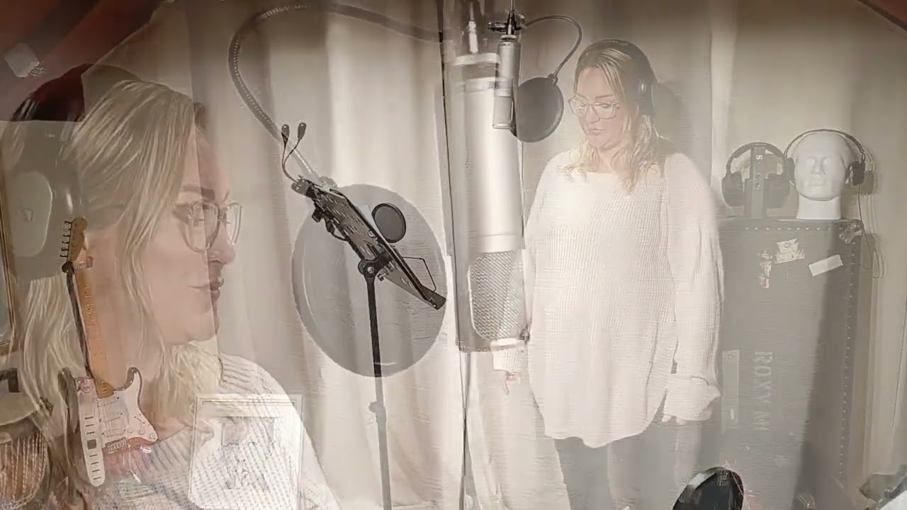 Cover of Sorrow - David Bowie. Sung by KT LOU #davidbowie #singer #covers #sorrow #song #artist 