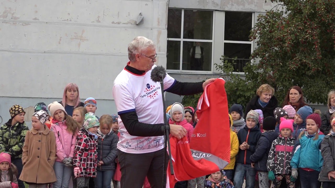 Annelinna spordiväljak  Hansa kooli ja Descartes´i kooli vahelisel alal (Anne tn 65)