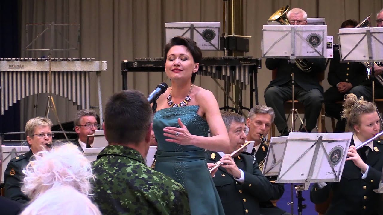 Hjemmeværnets Musikkorps København & Tatiana Kisselovas musikalsk cocktail på Frederiksberg
