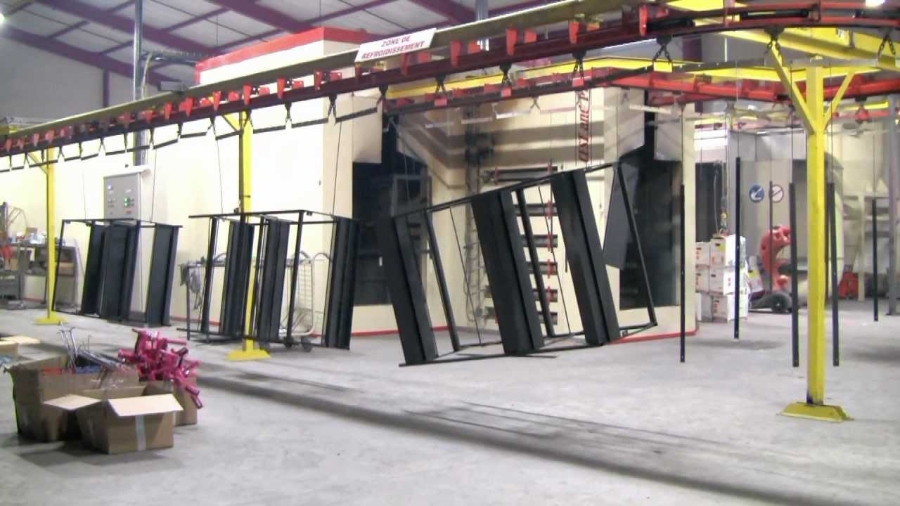 cabine de peinture pour produits en métal