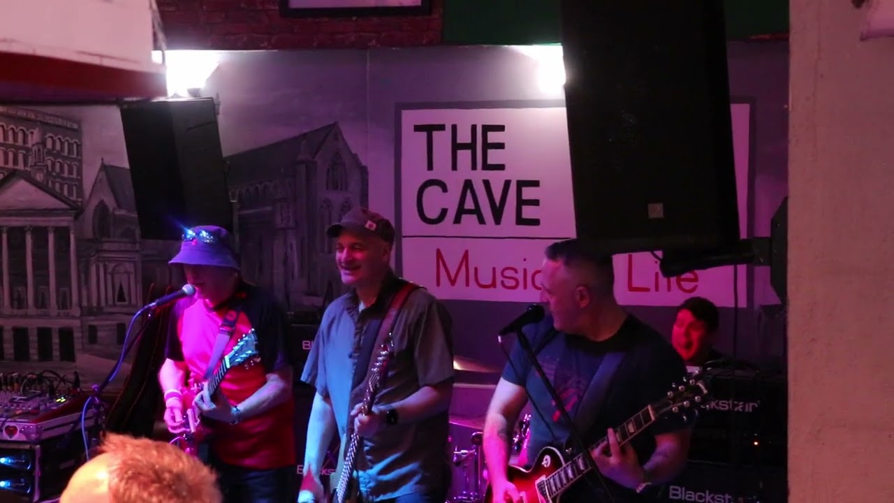 Trunk Monkey - Gonna Be Some Rocking@The Cave, Paisley