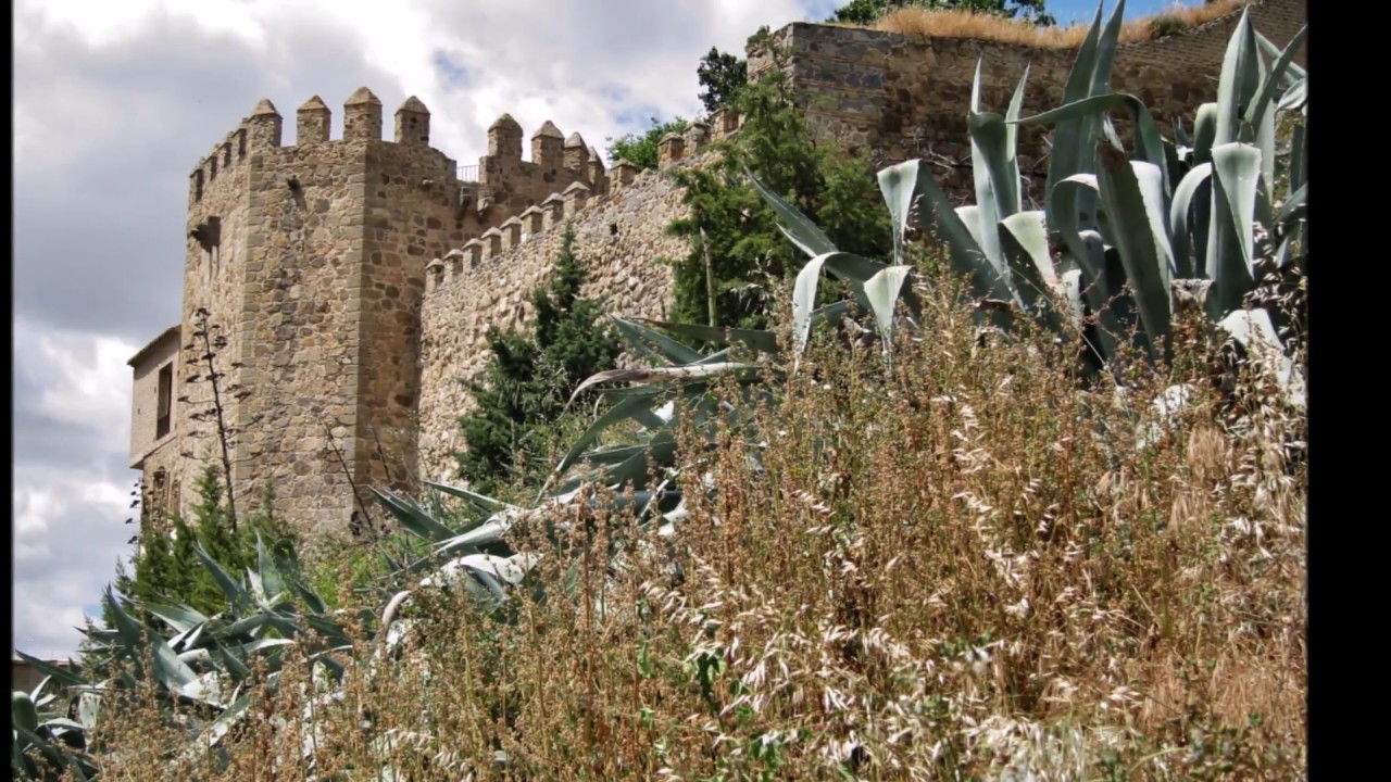 TOLEDO 1, WALKING ALONG THE RIVER TAJO