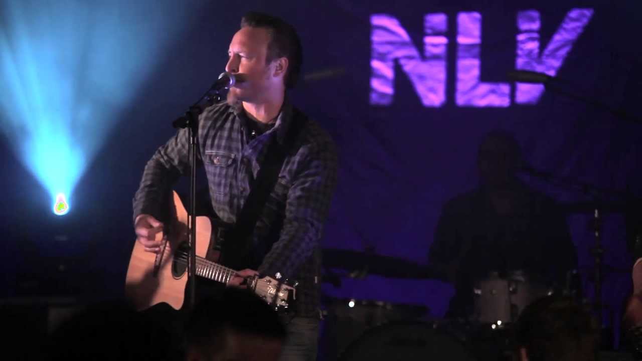 Gruble i kor - Ni Liv - LIVE på Skogen Gård i Bø