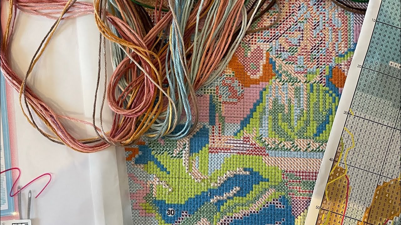 On commence une nouvelle toile 14ct de broderie ensemble !!⭐️ #pointdecroix #crosstitch #broderie