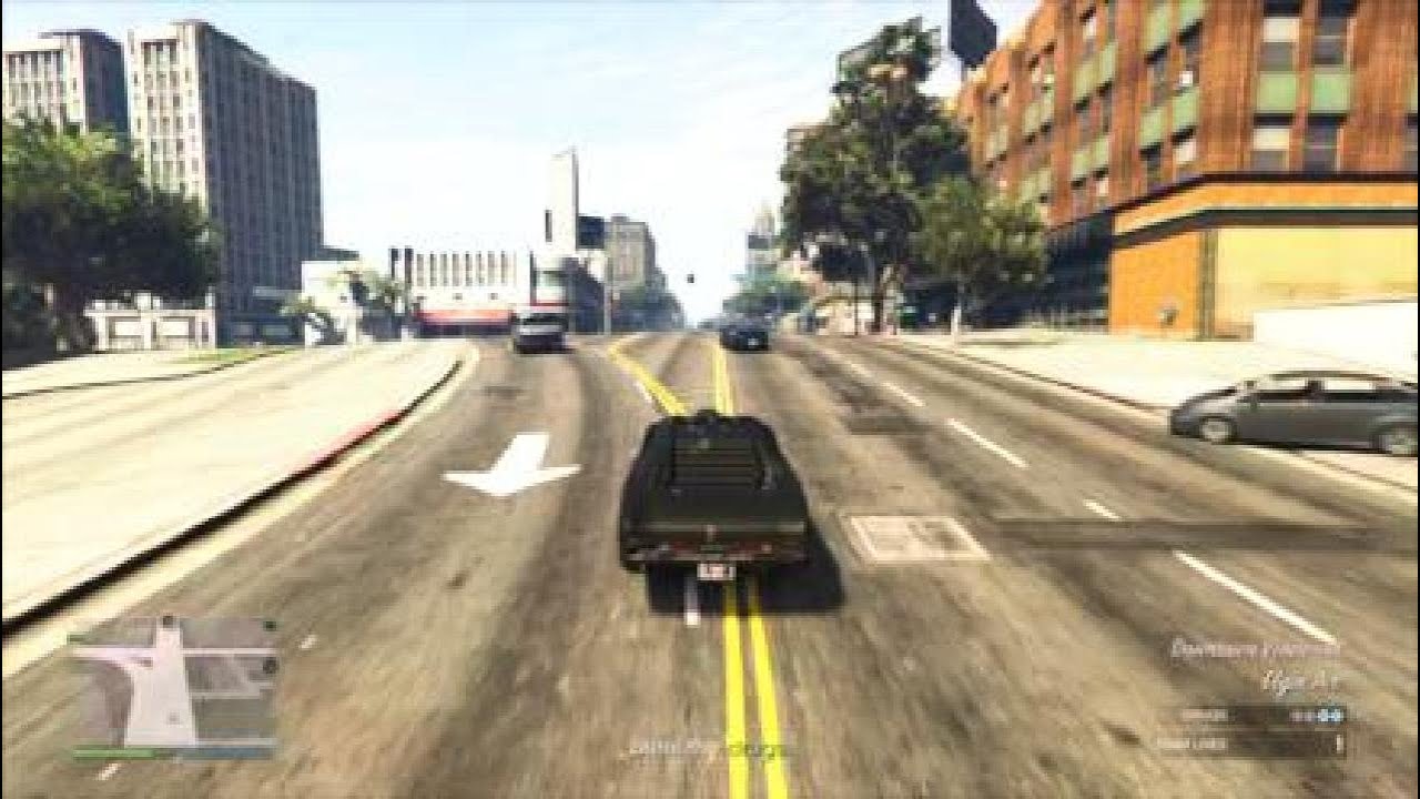 Playing GTA 5 online with @jayhow15