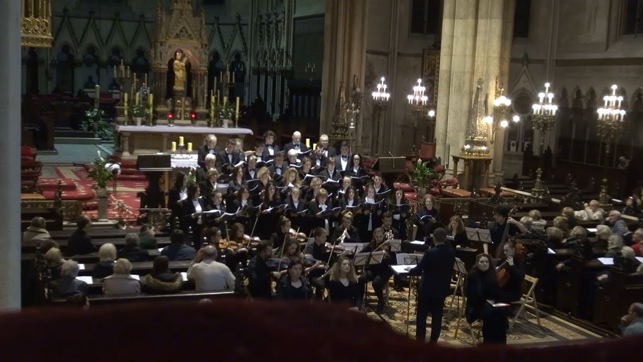 Antonio Vivaldi - Gloria ,  RV 589