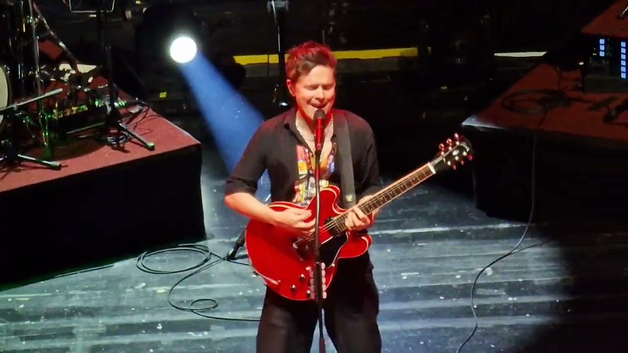 Michael Patrick Kelly Lichtblicke Duisburg 10.12.2025 One more happy christmas 