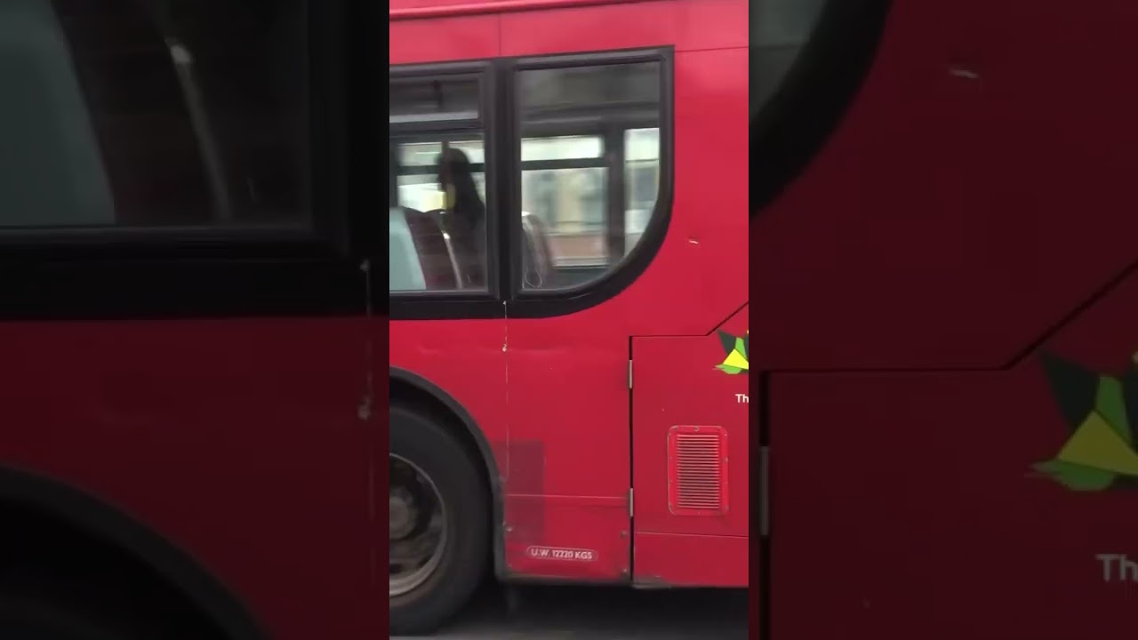 Sullivan Buses E41 LJ09OKG (Ex Abellio London 9474 and TfL Sullivan Buses) on commercial route 306