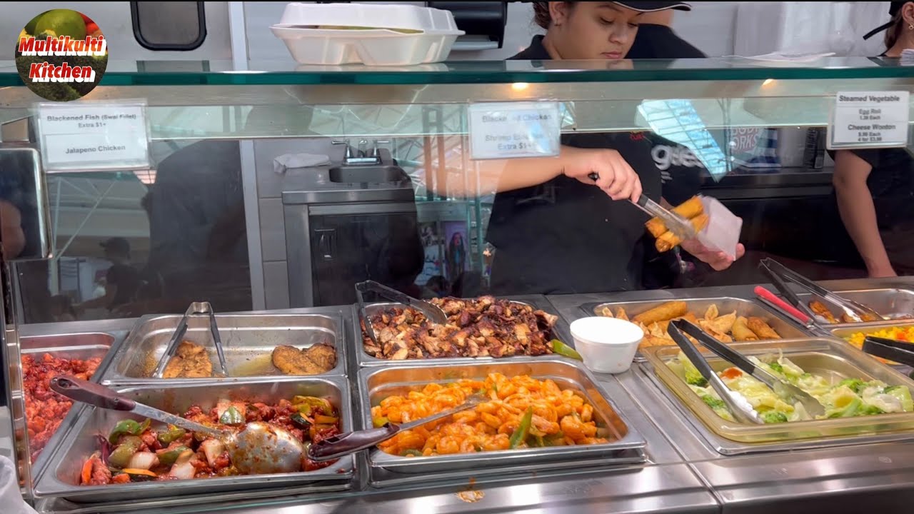 Woodlands Mall Food Court -Woodlands Texas USA سالن غذا خوری مال در ودلندز - ایالت تکساس - امریکا