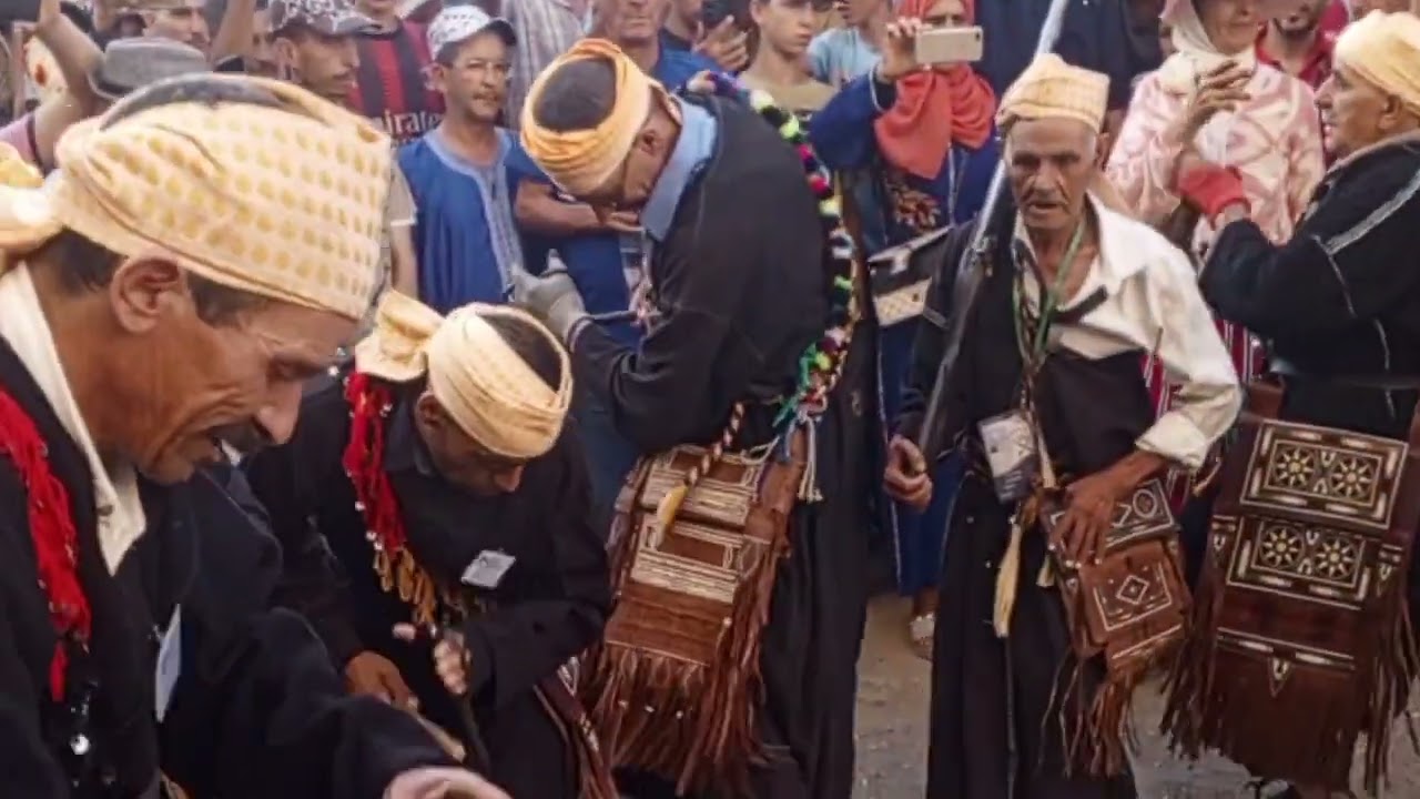وحد طرياح ديال الݣناويه مع فريق احمتشة في مهرجان سيدي يحيى بني زرول 🌷♥️✌️♥️