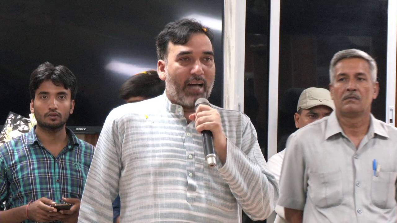 Delhi Labour Minister Addresses the Labourers regarding Minimum Wage Rise