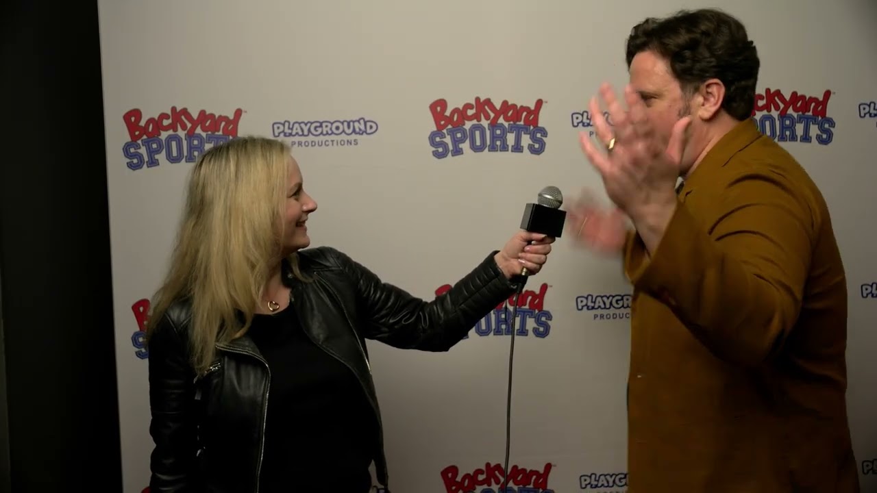 Хантер Коуп на премьере мультсериала &laquo;Дворовые виды спорта&raquo; (Backyard Sports: The Animated Special).