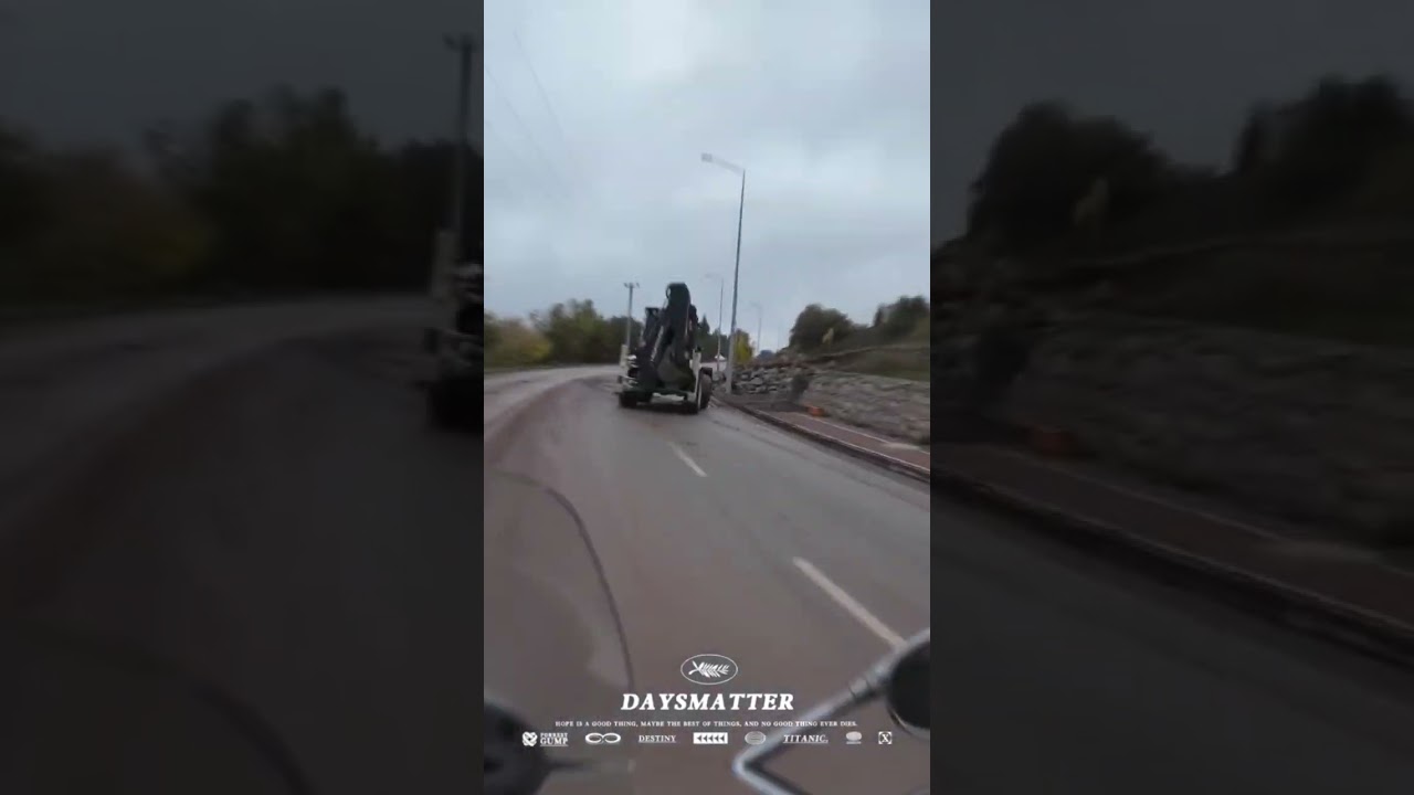 Scooter ile şehirden k&ouml;ye scarabeo200