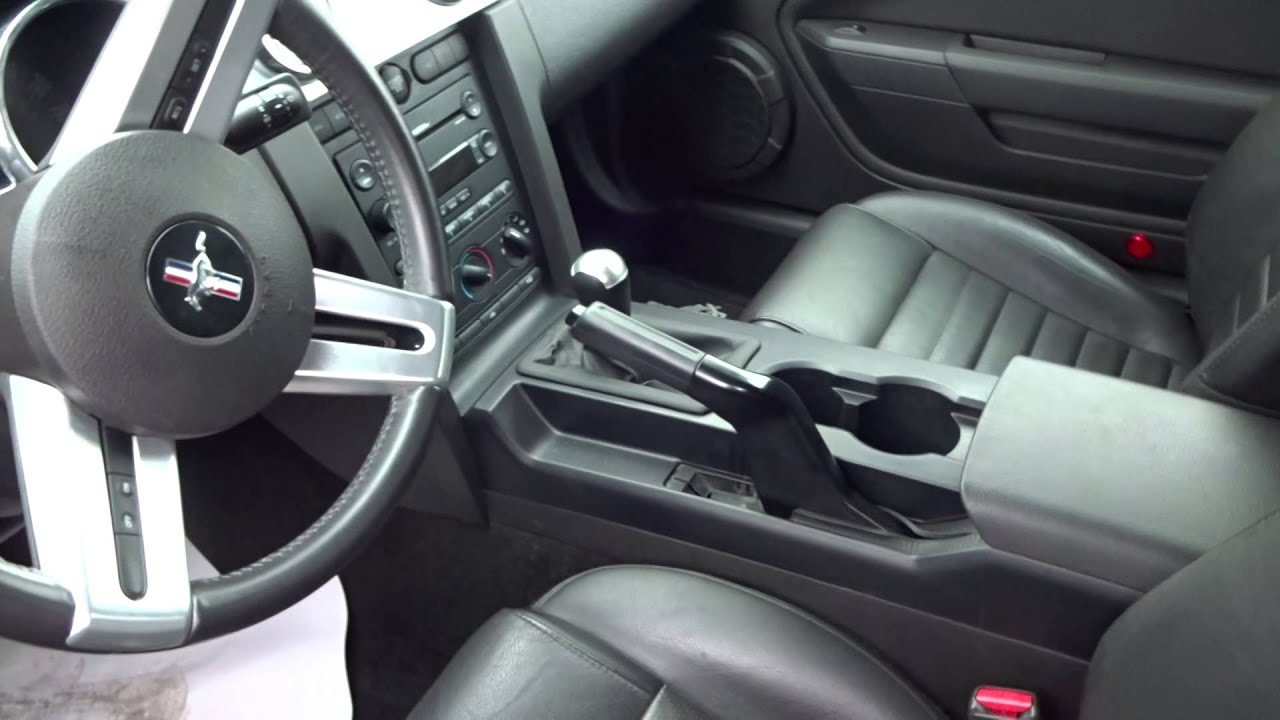 2006 Ford Mustang GT CONVERTIBLE ONLY 20, 000 kms | Oakville Used Car Superstore