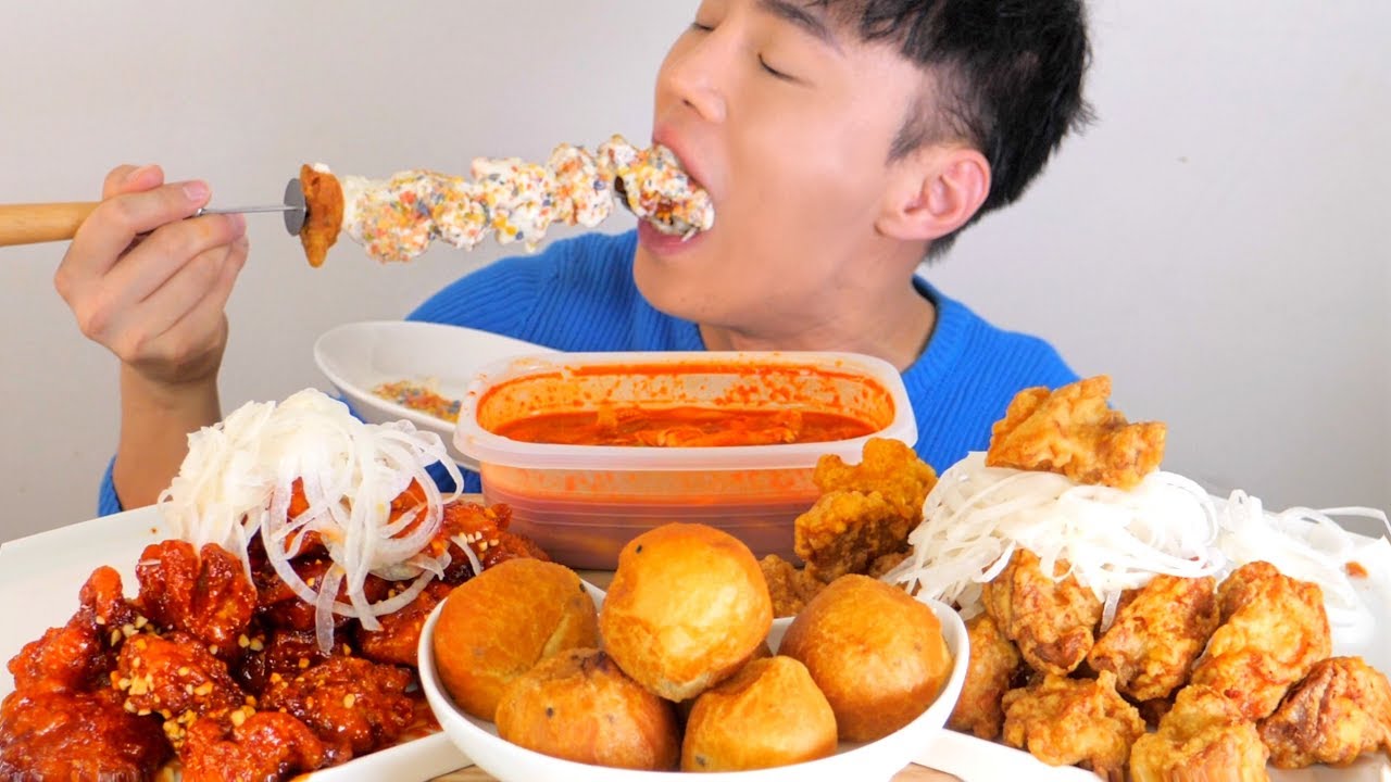 치킨플러스 톡톡치킨(팝핑캔디치킨) 개매운치킨 + 크리미어니언 치킨 + 호로록떡볶이 리얼사운드 ASMR 먹방 chicken social eating mukbang