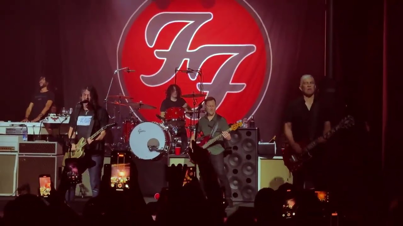 Foo Fighters at The Observatory - Exhausted and Everlong