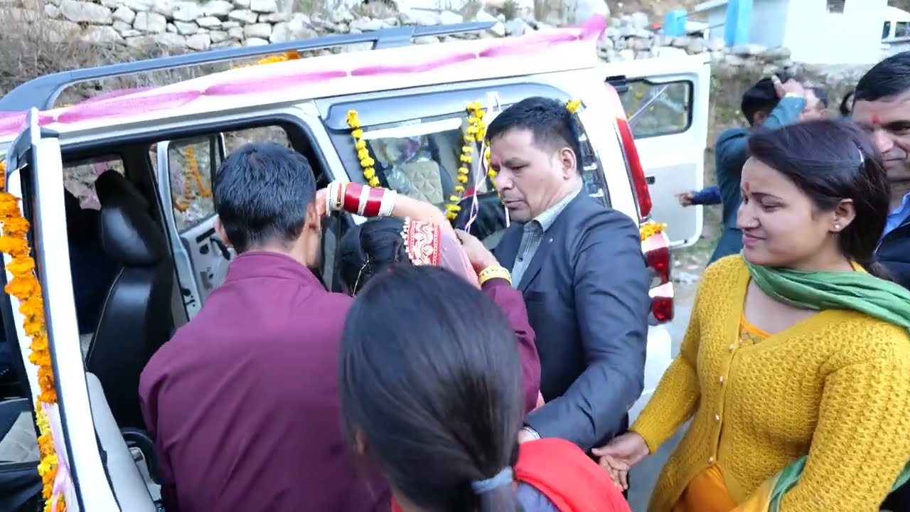 बारात प्रस्थान और दुल्हे के घर पे स्वागत || pahadi shadi #shrikoti family #gadwali #trending #latest