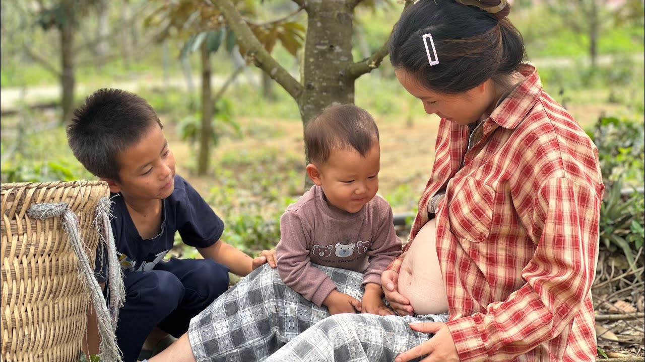 Her Husband Left Again When L&yacute; Tiểu Hy Became Pregnant For the Second Time.