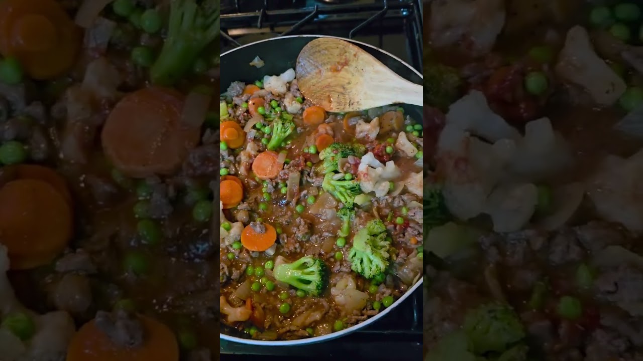  relaxing cooking video ambient sounds ,chopping, sizzling, and pouring ASMR Cooking cottage pie
