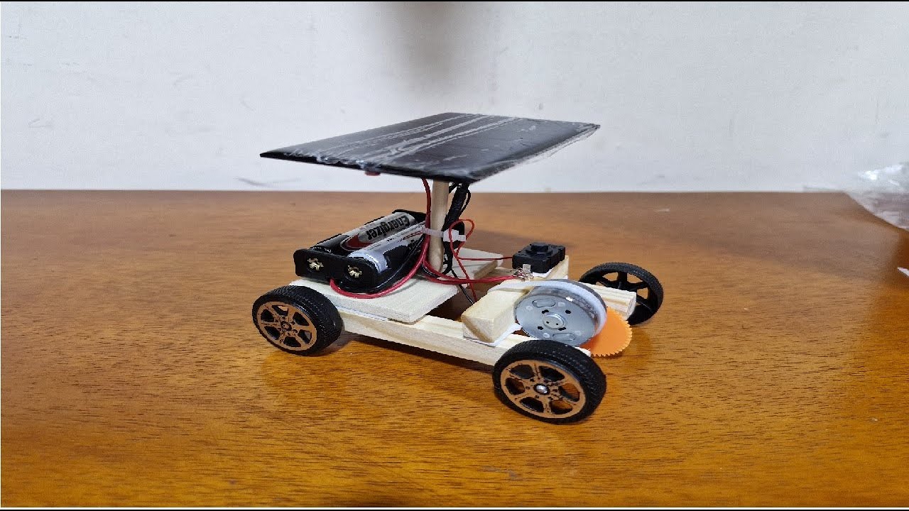 EXPERIMENTO 1 (F&Iacute;SICA): COCHE MOVIDO POR ENERGIA SOLAR. PROFE CARLOS.