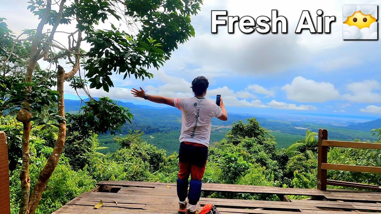 BUKIT BOMBALAI - Solo Hiking Salah Jalan di Puncak 😅 | Layan View Tawau