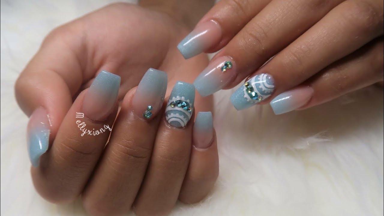 Baby Blue Ombre Naills