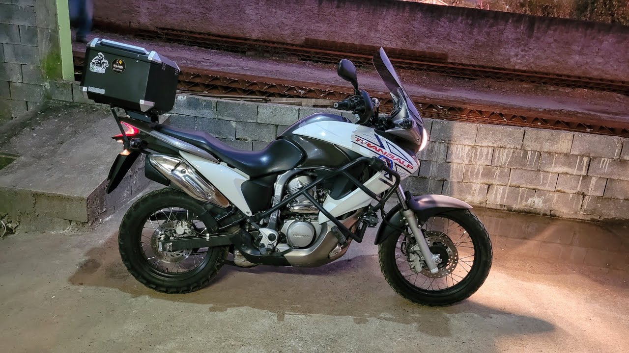 Honda Transalp 700, uma moto sensacional/ melhor custo benefício?!