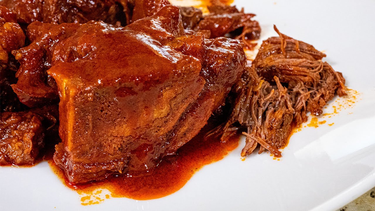 Espinazo de Res en Chile Rojo | Recetas Mexicanas Faciles