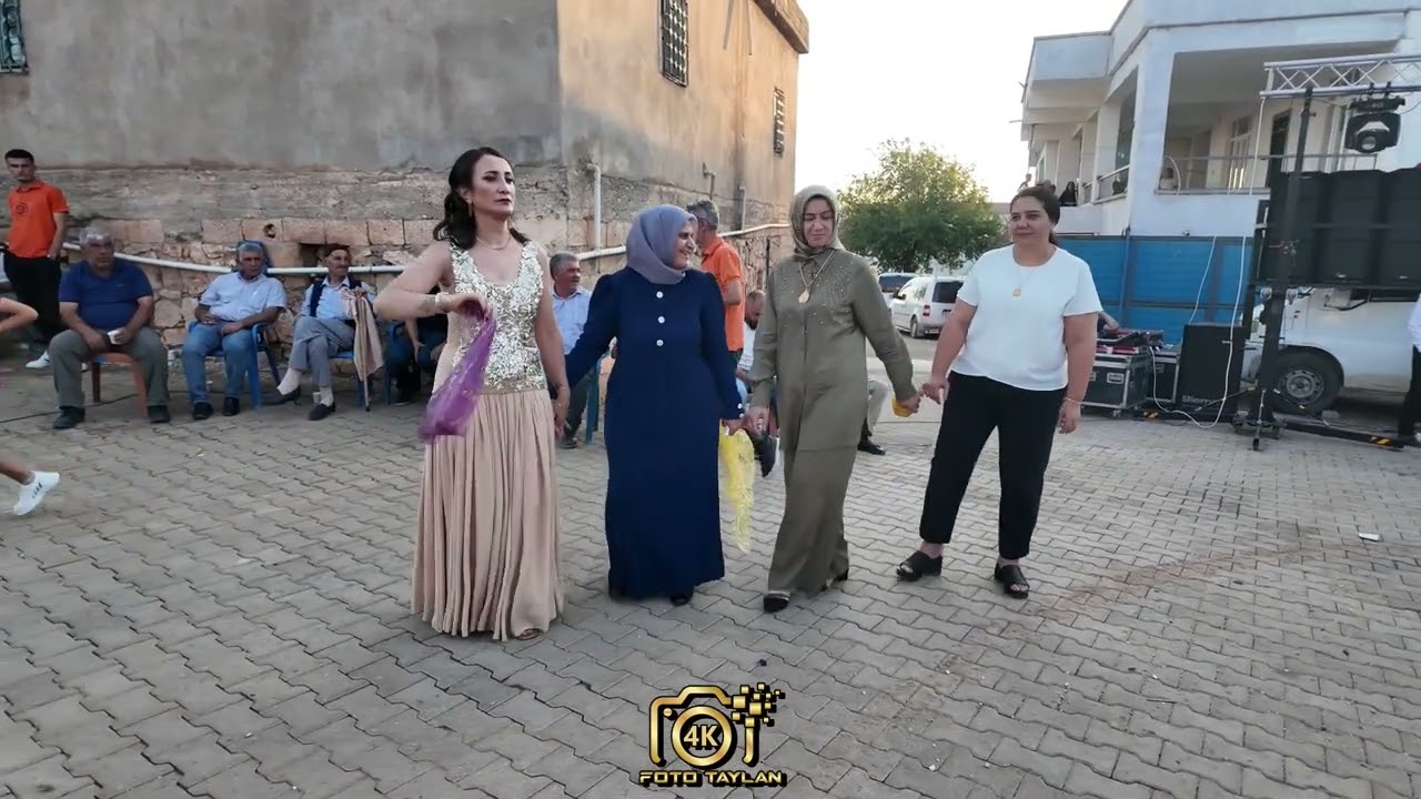 ÖZLEM & ZEYNEL / ÇAKIRHÖYÜK LEVZİN MAHALLESİ / DÜĞÜN TÖRENİ / GRUP HERDEM - 1