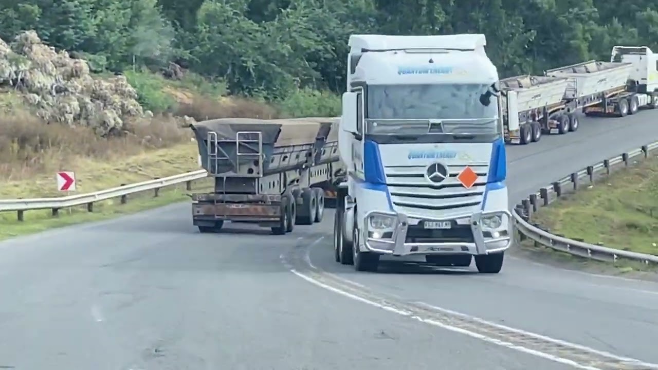 WATCH  - Reckless Driver on Amajuba Pass
