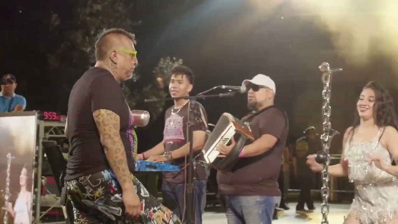 Grupo Kual? - Amor Regresa Ya (En vivo en Grand Performances)