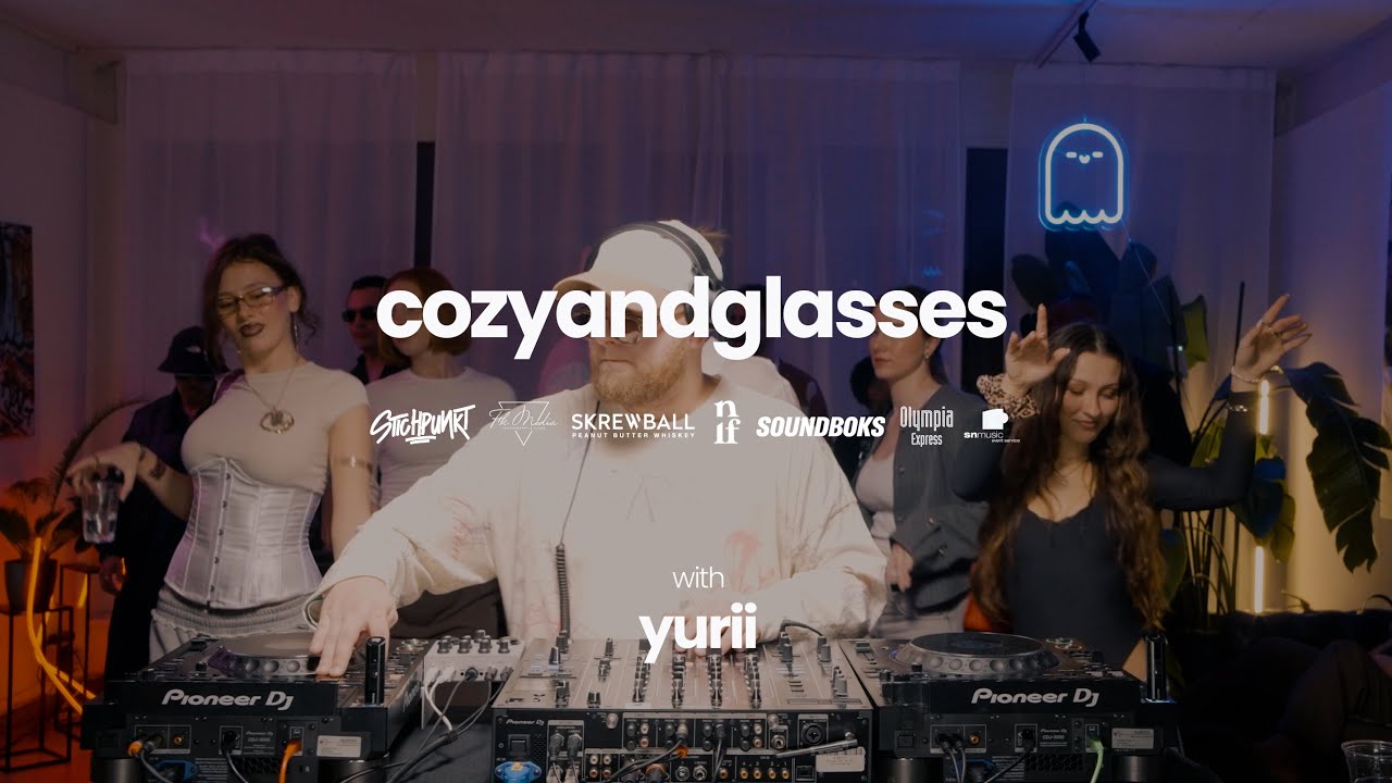 Melodic House | yurii | cozyandglasses | set 8.6