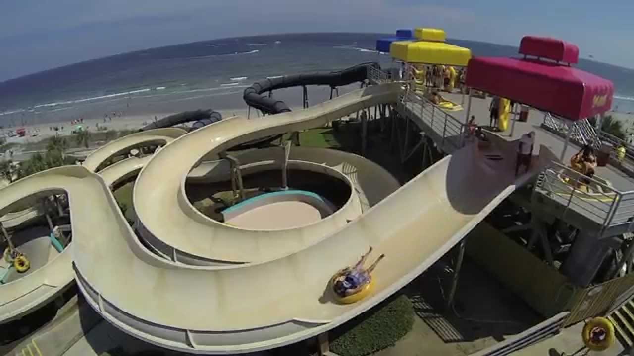 Family Kingdom Splashes Water Flumes