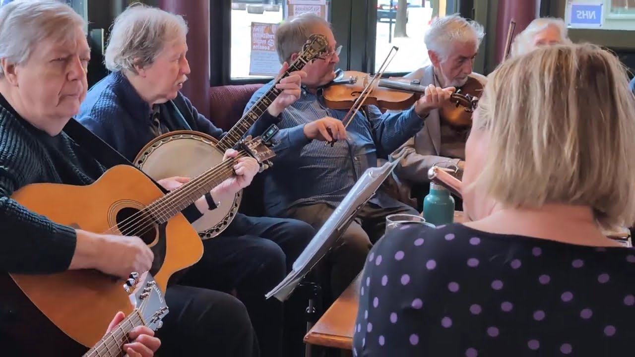 Irish Traditional Music Session in London at The Hope in Fitzrovia